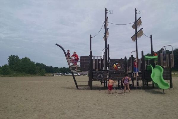 This Ohio Lakeside Park Has A Playground So Fun Kids Beg To Go Back All Fall