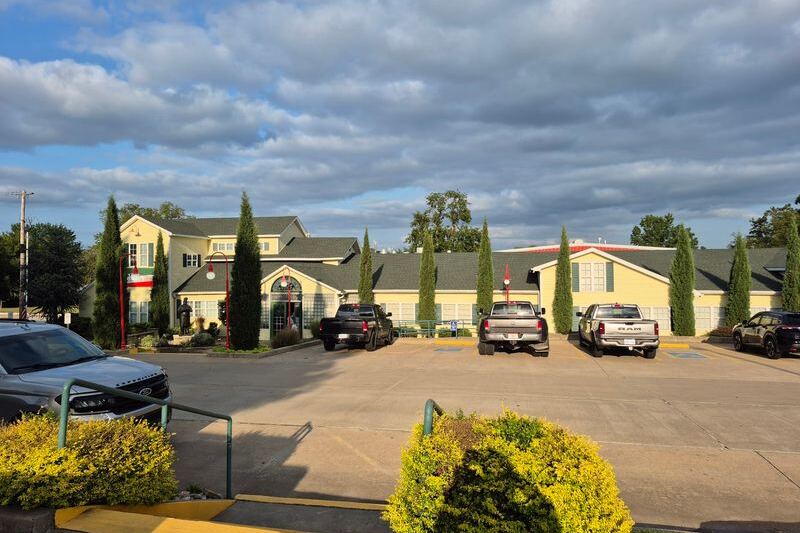 Imported Cheeses, Real Cannoli and Stacked Sandwiches Fill This Old-School Italian Restourant in McAlester