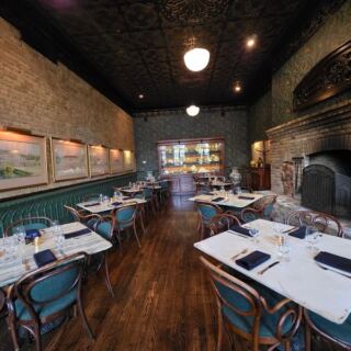 This Minnesota Dining Room Feels Like Stepping Into a Warm Winter Evening From Another Era