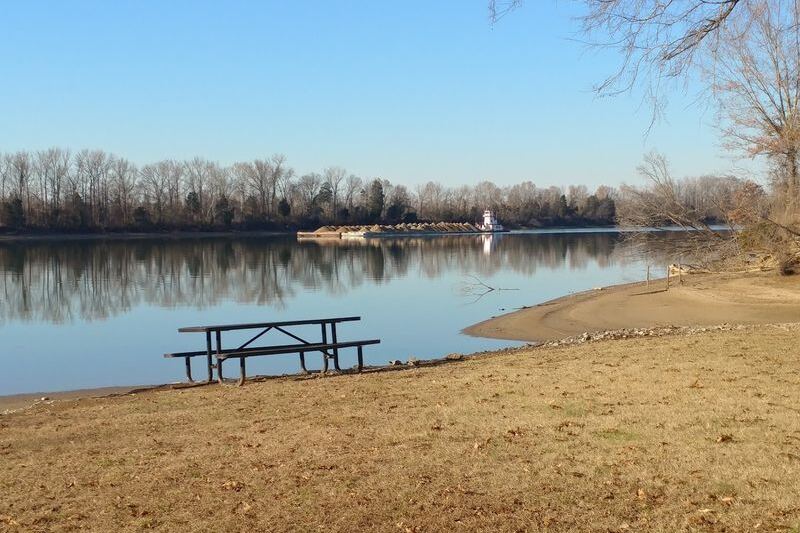 Why Do Bikers Plan Whole Routes Around This Riverfront Tennessee Hangout’s Burgers?