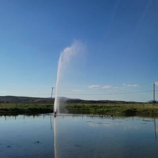 A 1923 Drilling Accident Gave Oregon a Geyser That Still Shoots Skyward Today