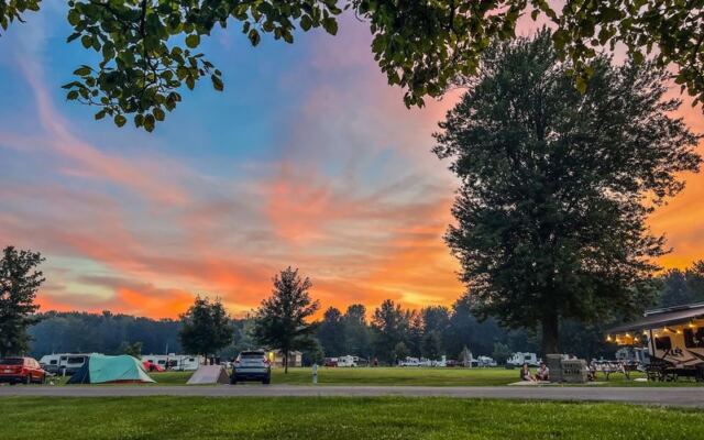 Most Ohioans Drive Right Past This Quiet Campground Tucked Into The Woods, And Fall Is When It Shines