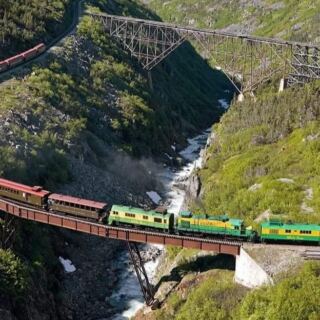10 Legendary U.S. Railroads Where History Still Rides the Rails