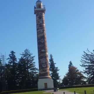 The 125-Foot Oregon Column That Just Turned 100 Rewards Everyone Who Climbs to the Top