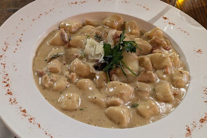 11 Suburban Illinois Italian Restaurants Worth The Drive Out From Downtown Chicago