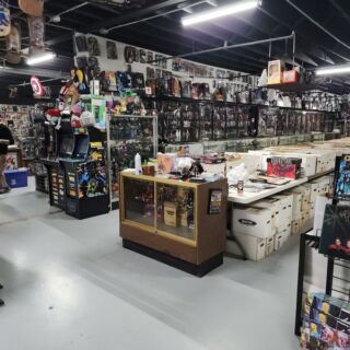 This Huge, Packed Shop in Oklahoma Is Crammed With Vintage Comics and Toys You’ll Dig Through for Hours