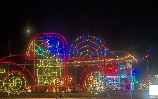 Seven Oklahoma Christmas Light Drives Worth Planning Your December Evenings Around