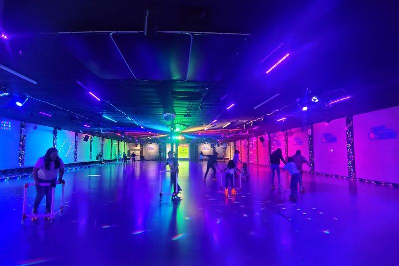 Florida’s Oldest Continuously Running Roller Rink Still Spins Under a Disco Ball in Lakeland