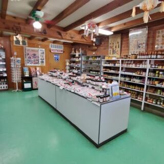 Peppers Roast Right in Front of You at Santa Cruz Chili & Spice Company Near Tumacácori, Arizona