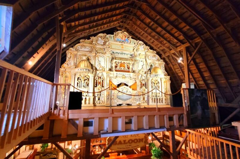 This Michigan Barn Hides a Giant Organ That Plays a Whole Band