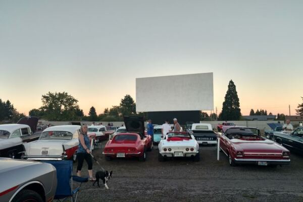 Since 1953, This Oregon Drive-In Near Salem Has Served Up ’50s Nostalgia With Summer Double Features
