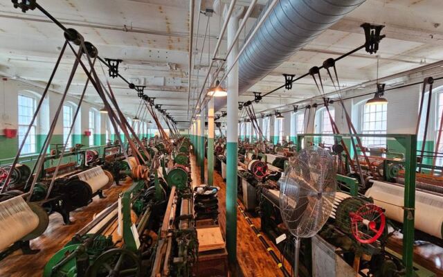 Most Locals Never Notice That This Lowell Mill Still Runs Its 1920s Looms for Visitors
