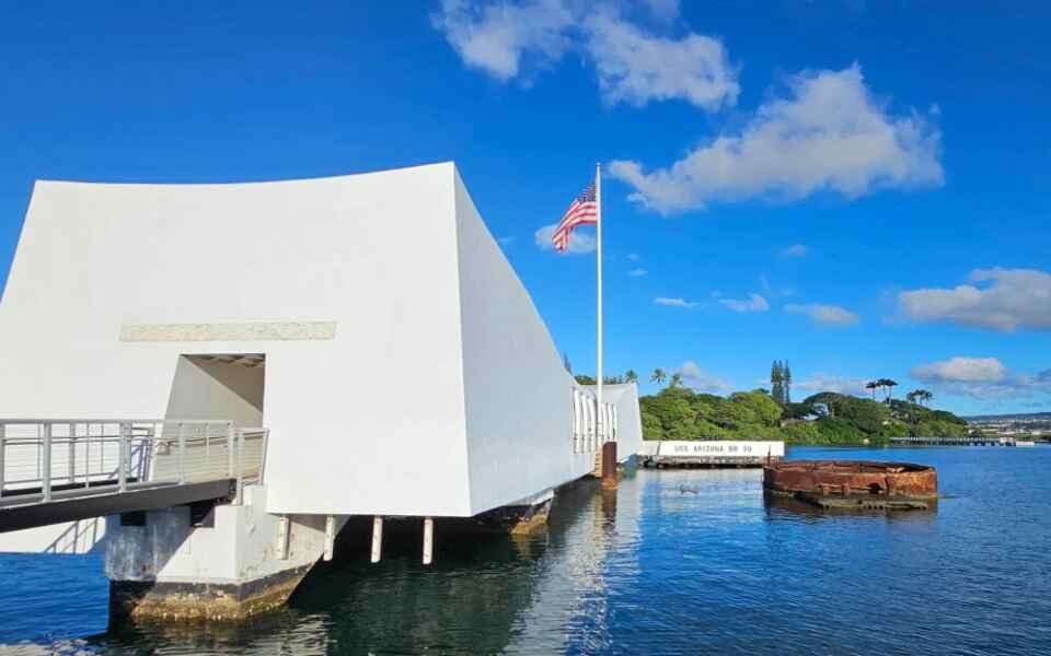 This Hawaii Memorial Stands Above A Battleship That Sank In 1941