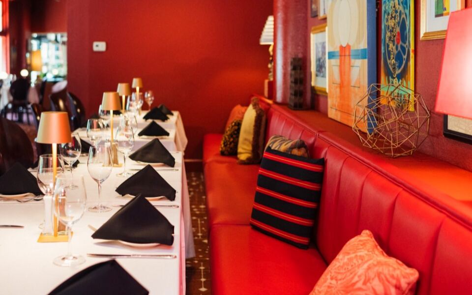 This Little Rock Steakhouse Pairs Aged Steaks With Live Piano