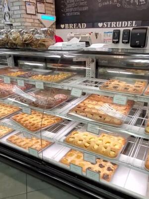 Spend a Saturday Morning Sampling Fresh Kolaches and Smoked Sausage Across These 8 Czech Bakeries Along Texas Highway 77
