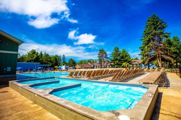 This Lakeside Minnesota Escape Feels So Much Like Bali You’ll Forget You Never Needed a Passport