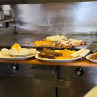 Plates Bigger Than the Pancakes’ Own Griddle Come Out of This Tiny Minnesota Diner Straight From Another Era
