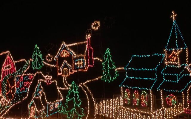 Oklahoma Kids Ride in Pajamas Through Glowing Bulbs at These 7 Small-Town Holiday Light Displays