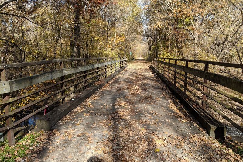 This Old Railroad Trail In Illinois Is So Flat You’ll Ride All Day Without Trying