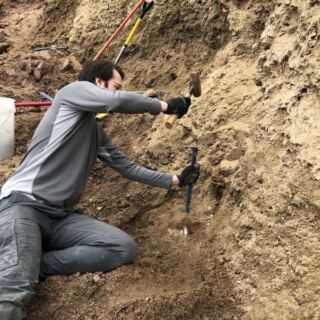 At This Remote Oregon Mine, You Dig Up Thundereggs, the State Rock, and Take Them Home