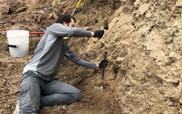At This Remote Oregon Mine, You Dig Up Thundereggs, the State Rock, and Take Them Home