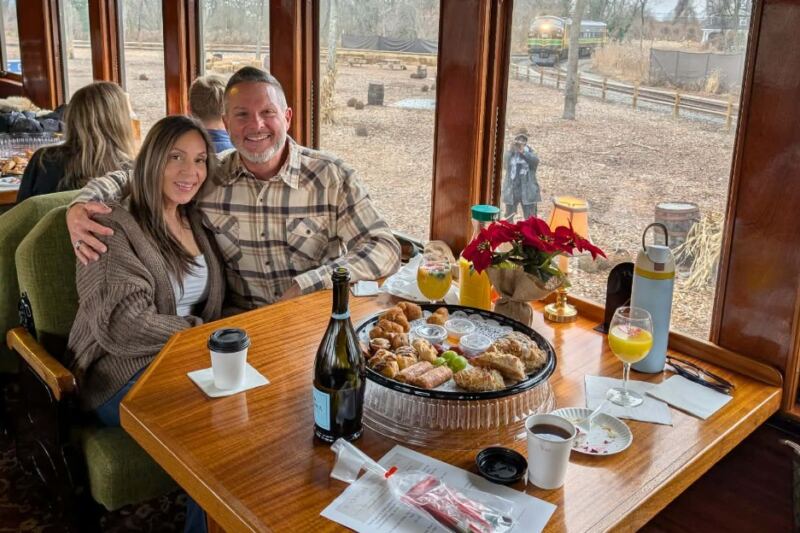 Dinner Comes With Passing Countryside on This Hour-Long New Jersey Train Ride
