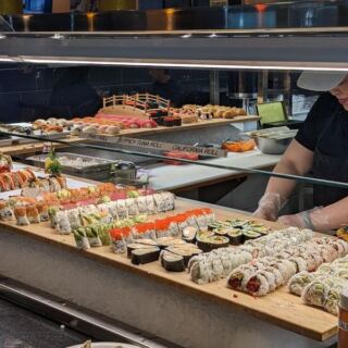 This Arizona Buffet Keeps the Hot Snow Crab and Jumbo Sushi Coming Without Draining Your Wallet