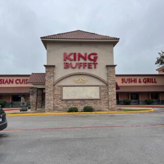 At This All-You-Can-Eat Buffet Near San Antonio, Texas, Crab Legs Sit Beside Sushi and Mongolian BBQ
