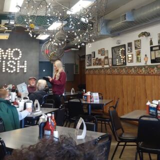 This Iowa Fish Joint Still Serves Old-School Fried Carp Ribs