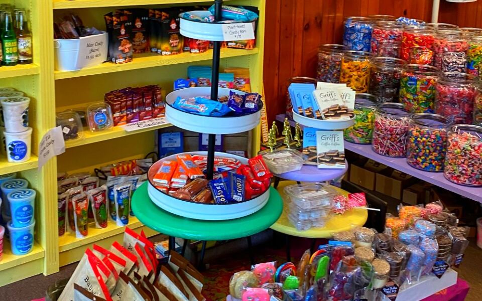 11 West Virginia Candy Shops That Bring Back Childhood Memories