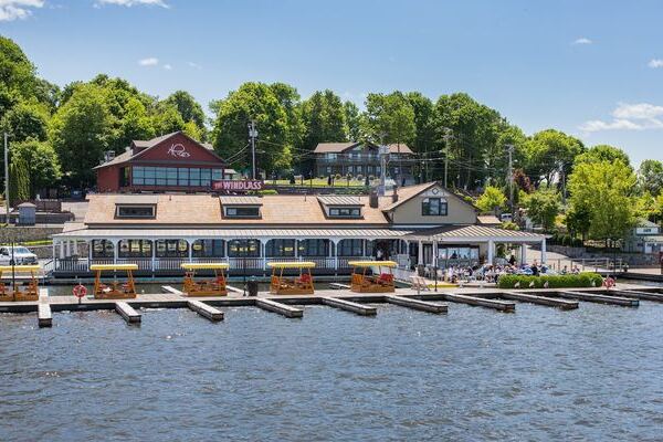 This New Jersey Restaurant Serves Homemade Pasta Right Beside Lake Hopatcong
