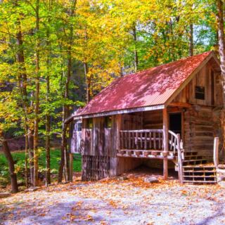 13 Historic Hotels in West Virginia Full of Charm and Character