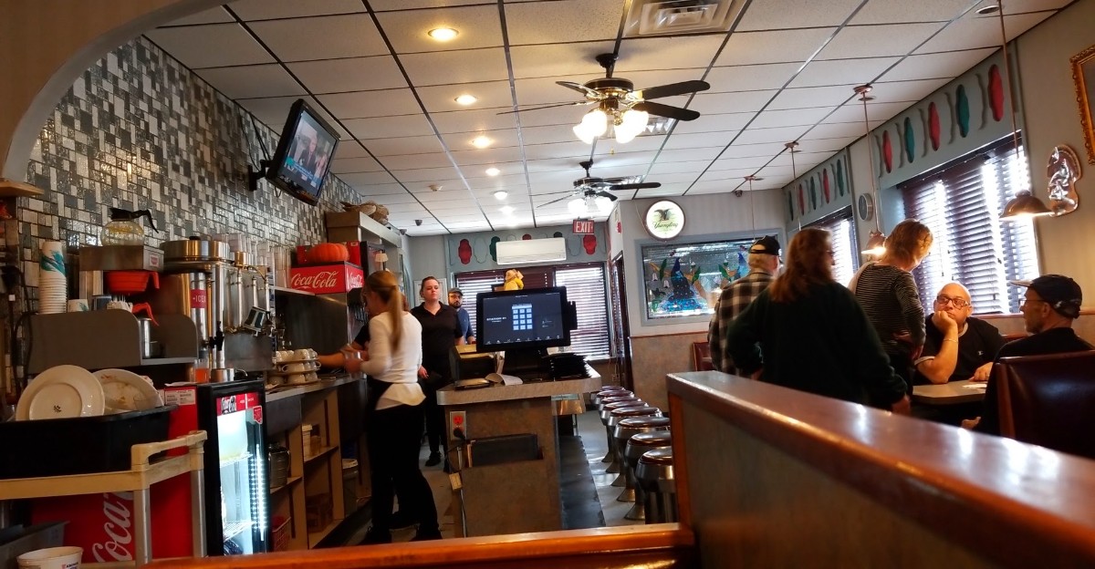 This Philadelphia Diner Serves Scrapple, Snapper Soup, and Huge Plates