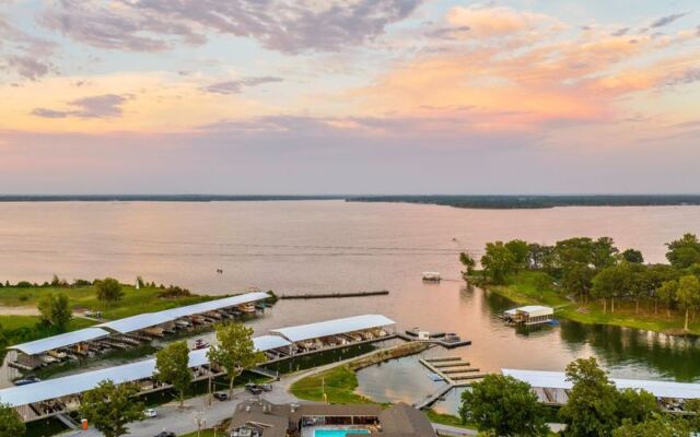 I Almost Drove Past This Grand Lake, Oklahoma Marina With a Lakeside Restaurant and Live Music