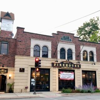 8 Illinois Restaurants Tucked Inside Old Banks, Schoolhouses, And Firehouses That Justify The Drive