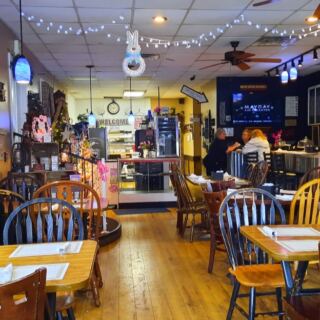 This Delaware Cafe Is Known for Big Breakfasts and Crab Cakes