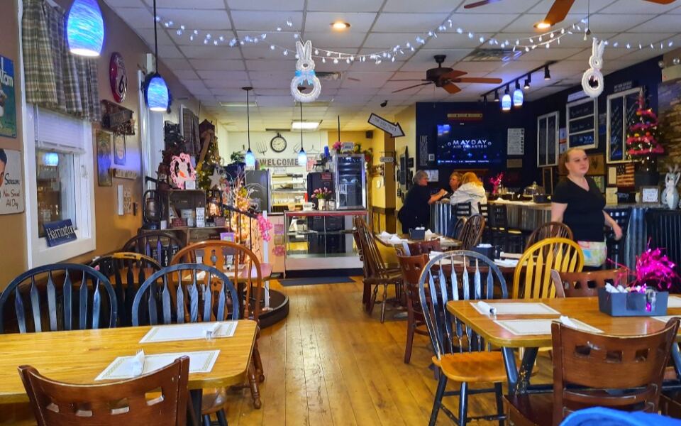 This Delaware Cafe Is Known for Big Breakfasts and Crab Cakes