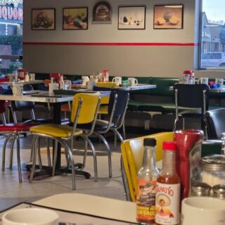 This Old-School Nevada Diner Still Refuses To Accept Credit Cards