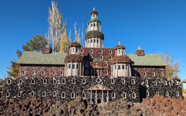 This Oregon Garden Looks Like a Tiny Medieval Kingdom, With Castles Made of Lava Rock and Petrified Wood