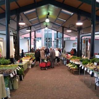 Minnesota Shoppers Swear This Farmers Market Sells Fresh Produce for Half the Supermarket Price