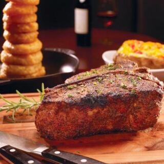 Order the Crab Cakes, a Delmonico Steak, and Butter Cake at This Glendale, Arizona Steakhouse