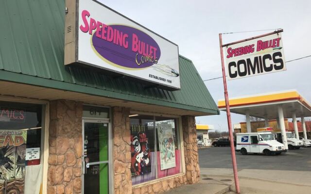 Comic Book Diggers Lose Track of Time Inside This Packed Oklahoma Shop Full of Back Issues