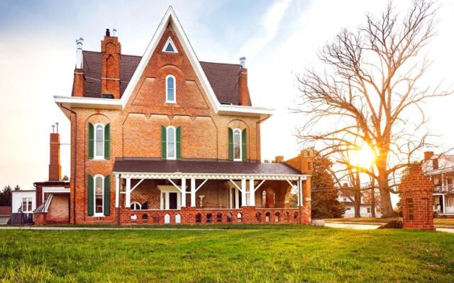 13 North Carolina Day Trips That Feel Like a Splurge but Cost Under $65