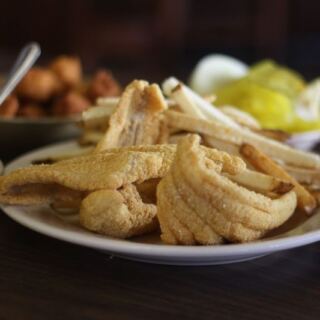 Fried Catfish, Hushpuppies and Pickled Green Tomatoes Are Worth the Detour Off I-35 to This Southern Oklahoma Spot