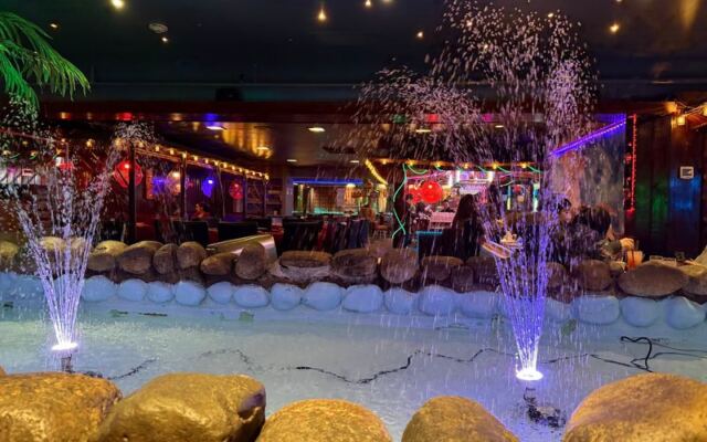 This Massachusetts Restaurant Combines Chinese Classics With a Wild Tropical Atmosphere