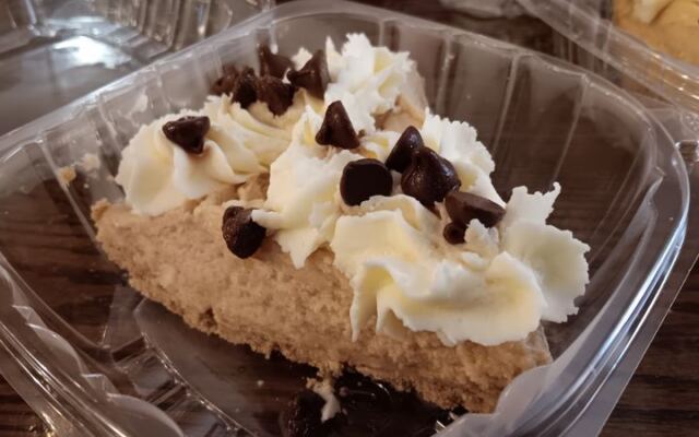 These 8 Tennessee Diners Still Make Their Pies From Scratch Like Grandma Did