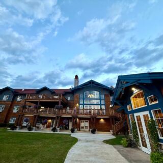 This Wisconsin Casino Buffet On The Shores Of Pokegama Lake Serves Up Crab Legs And Prime Rib