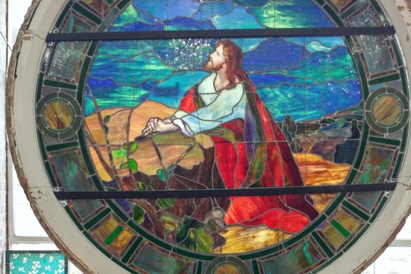 This Virginia Salvage Store Has 40,000 Square Feet Of Architectural Treasures And Vintage Finds