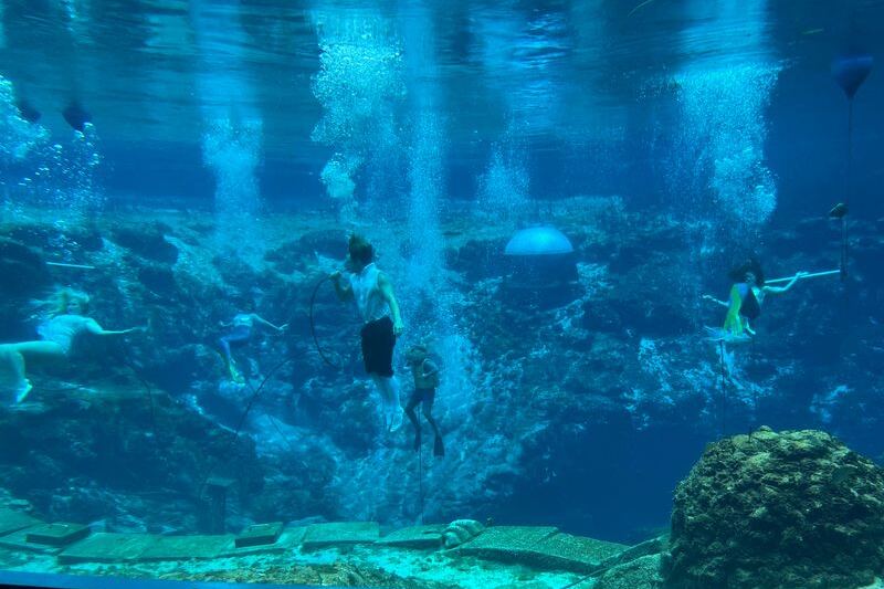 How a 1940s Weeki Wachee Tradition Keeps Florida’s Real-Life Mermaids Swimming Today