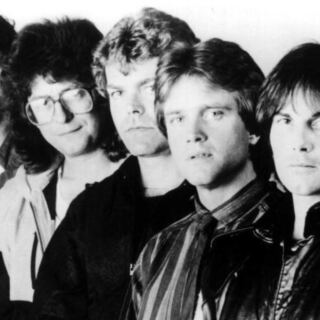 These 14 Iconic Songs Soundtracked 1982